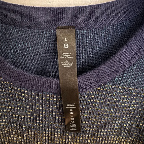 Lululemon Crewneck - Picture 3 of 3